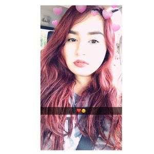 Meet your Posher, Valentina